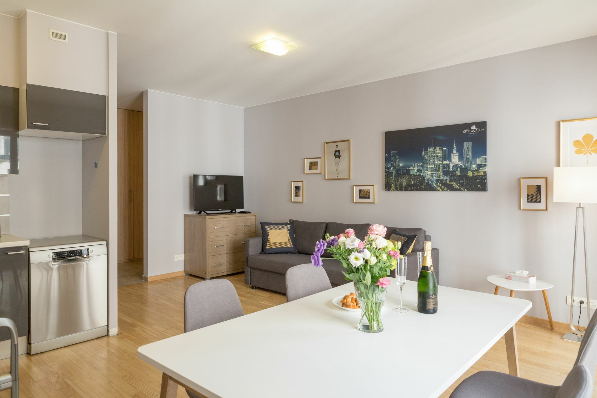 Apartament Premium Nowy Swiat By City Quality Varsóvia Exterior foto
